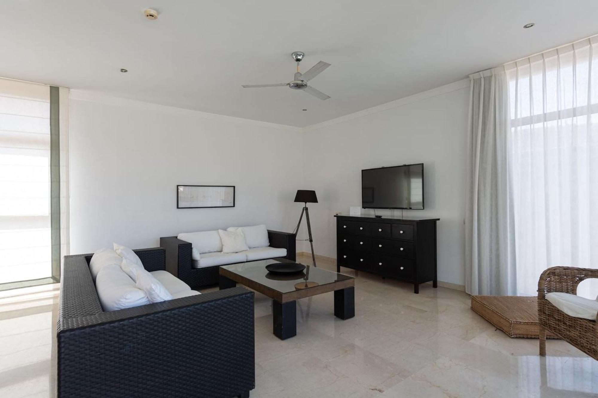 Tauro Villas Deluxe La Playa de Tauro Eksteriør billede